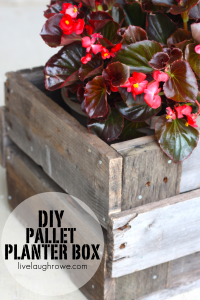 DIY Pallet Planter Box