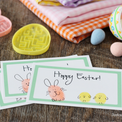 Adorable and Fun Hoppy Easter Thumbprint Printable with livelaughrowe.com