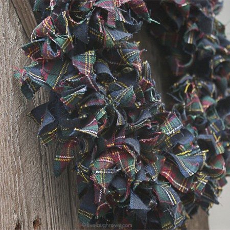 Winter Flannel Wreath using plaid scrap fabric. Here's a closer look... www.livelaughrowe.com