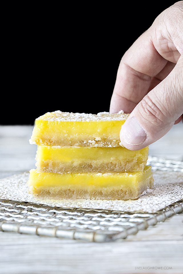 Easy lemon bars that are lightened up and perfectly tart! Recipe at livelaughrowe.com