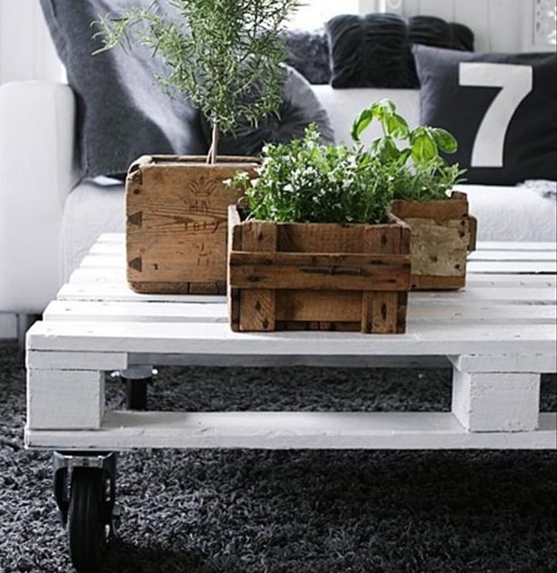 How to: Make These DIY Rustic Floating Plant Boxes