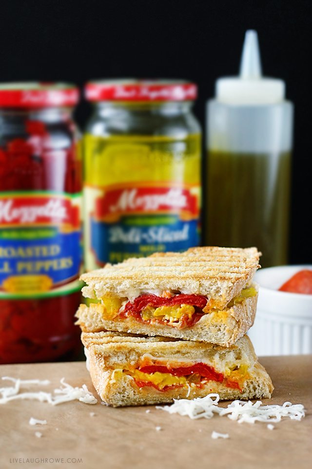 Pizza and Paninis meet face to face! This Pizza Panini recipe is packed with flavor. Recipe at livelaughrowe.com