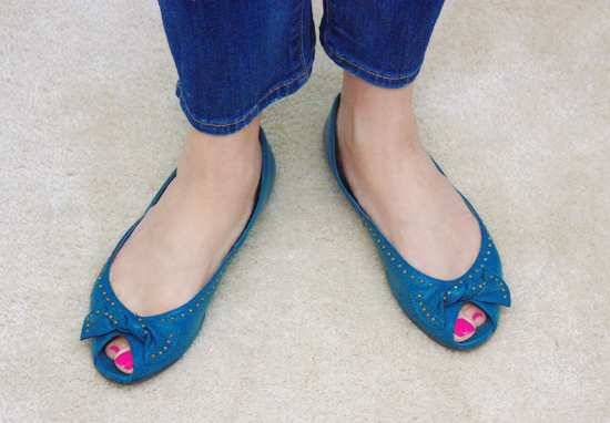 adorable turquoise shoes