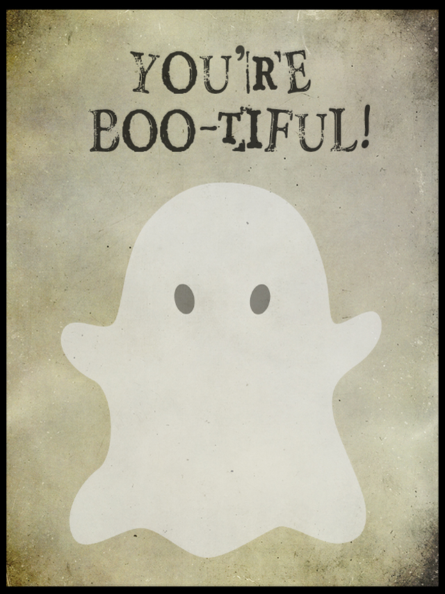You're BOO-tiful! A fun Halloween printable that would be great for a classroom party or neighborhood pals. Print yours at livelaughrowe.com