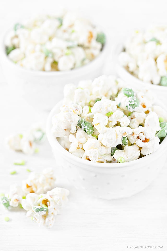 Add a little sweet treat to the St. Patrick's Day fun with this White Chocolate Irish Party Popcorn. Easy to make with a little sweet and salty flavor. More at livelaughrowe.com