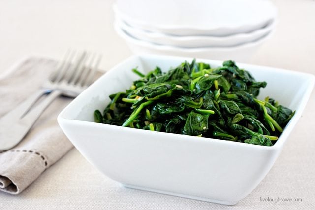 Delectable Garlic Sauteed Spinach. One of my favorite side dishes! Recipe at livelaughrowe.com