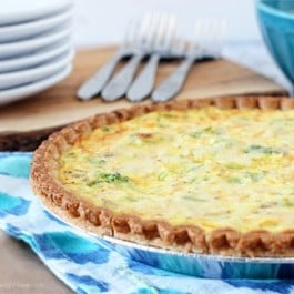 Skinny Broccoli and Cheddar Quiche. A cheesy and savory dish. Recipe at livelaughrowe.com #quiche #weightwatchers