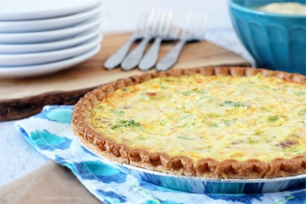 Skinny Broccoli and Cheddar Quiche - Live Laugh Rowe