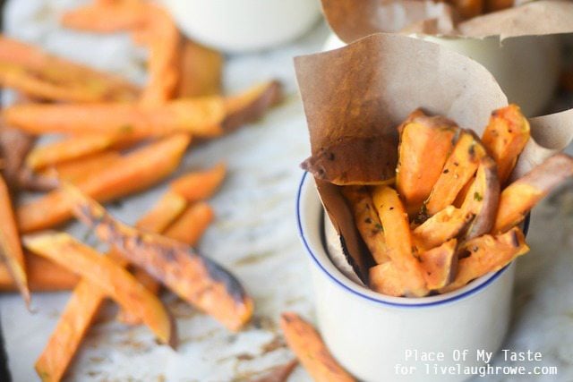 Delicious Roasted Sweet Potato Fries.  An easy side dish you can make in about 20-25 minutes.  Recipe from Place of My Taste for www.livelaughrowe.com