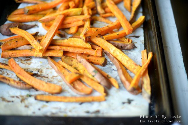 Roasted Sweet Potato Fries.  An easy side dish you can make in about 20-25 minutes.  Recipe from Place of My Taste for www.livelaughrowe.com