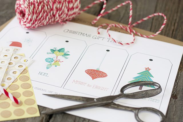 FREE Printable Christmas Gift Tags - livelaughrowe.com