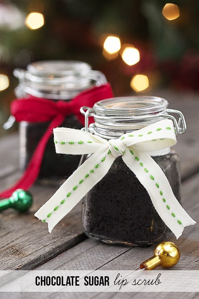 All-natural Chocolate Sugar Lip Scrub! The perfect homemade gift for your girlfriends that is delicious and a gentle exfoliator. www.livelaughrowe.com #sugarscrub #chocolate