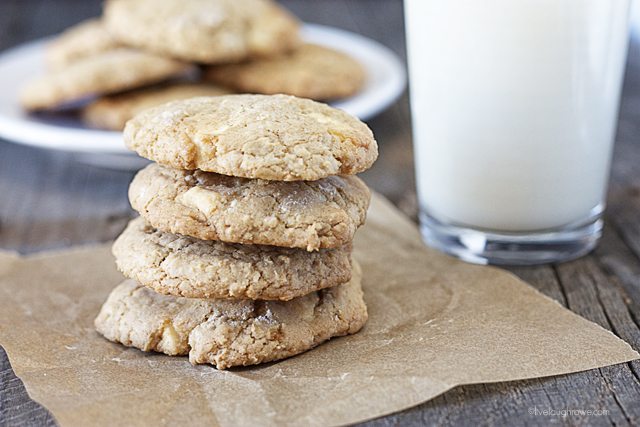 Let's sweeten your day with this cookie recipe that's made with simple pantry ingredients you already have on hand! Easy White Chocolate Drop Cookies. www.livelaughrowe.com #cookies #weightwatchers #dessert