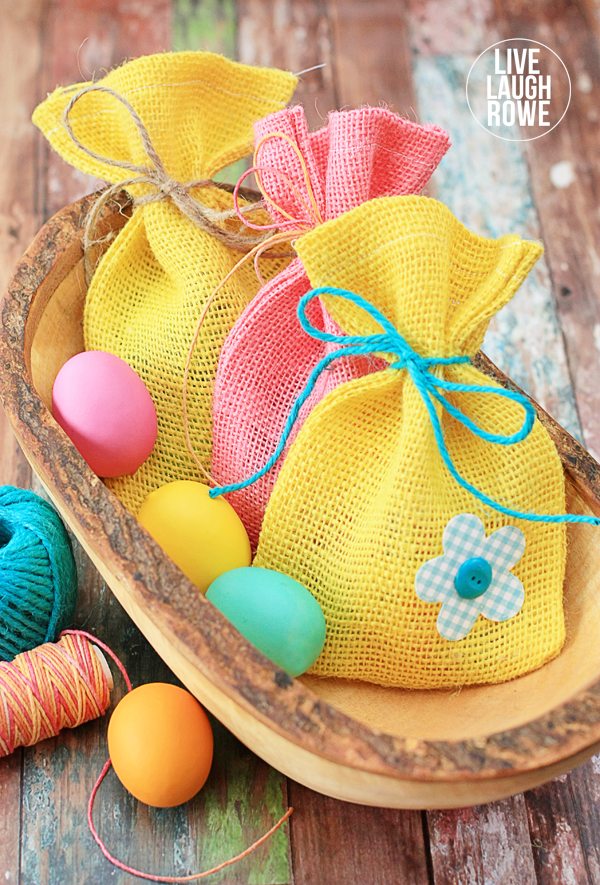 DIY Burlap Treat Bags perfect for Easter or Spring! Perfect for gifting sweets or small toys. livelaughrowe.com #spring #easter #burlap