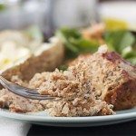 Moist and delicious Mini Turkey Meatloaves you can have on the table in less than 45 minutes! www.livelaughrowe.com