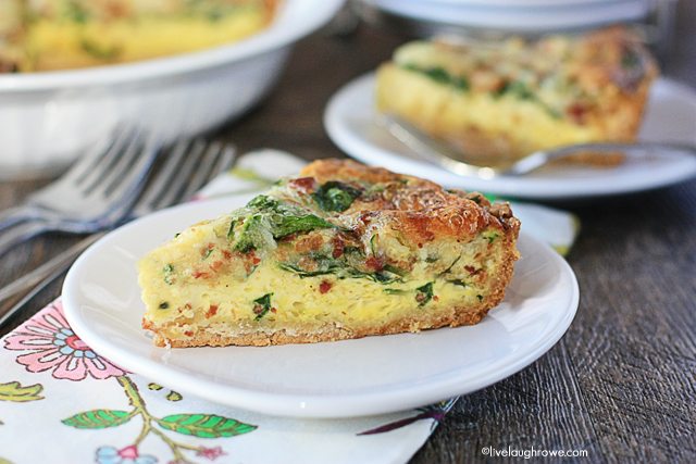 Delicious Spinach and Bacon Quiche! Impossibly easy with ingredients you have on hand. www.livelaughrowe.com #GetYourBettyOn #ad