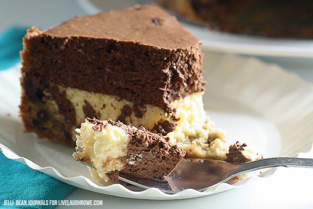 Mouthwatering Chocolate Mousse Cookie Cheesecake. Jelli Bean Journals for livelaughrowe.com