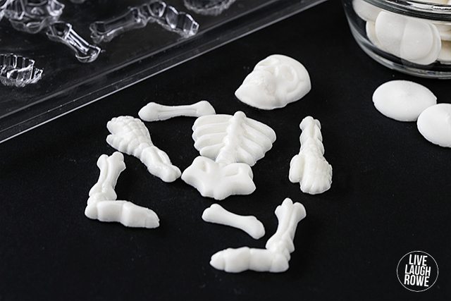 White Chocoalte Skeleton Bones for Rest In Pieces Halloween Printable Treat Treat Bags.
