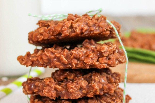 No-Bake-Cookies-with-Almond-Milk-