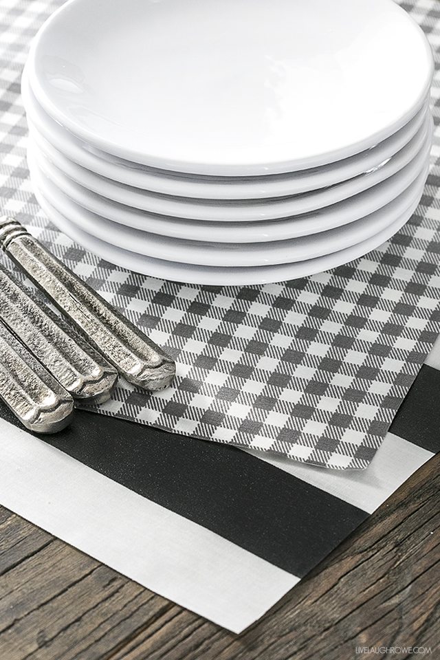 This is a must-try! DIY Placemats that are no-sew, wipeable and EASY to make. livelaughrowe.com