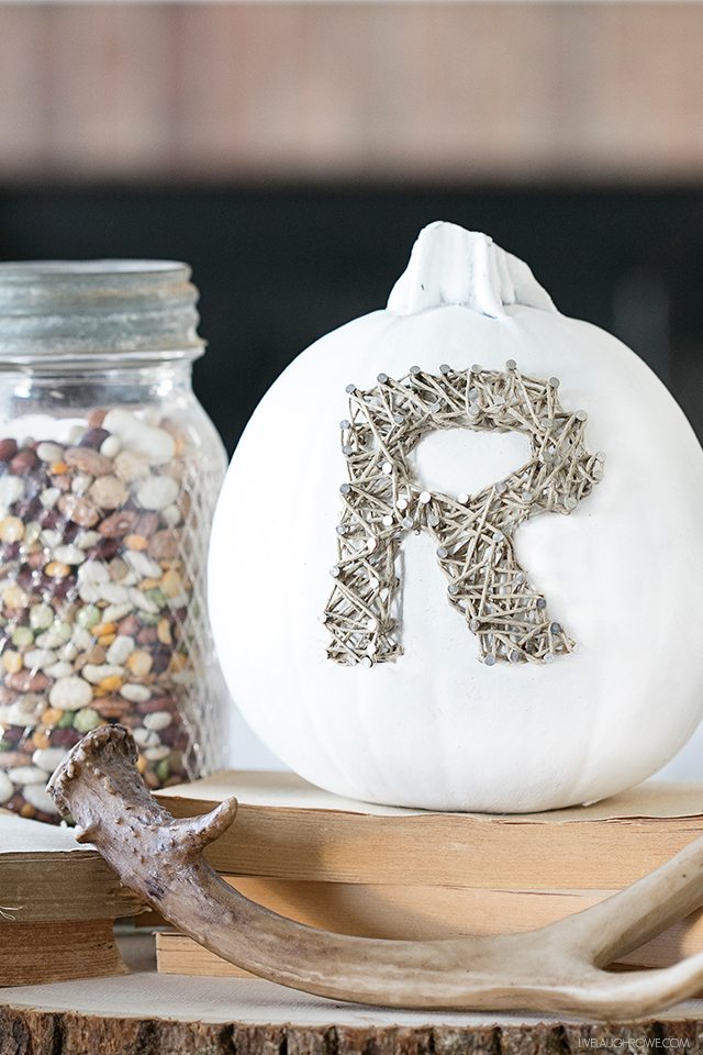 A rustic twist on pumpkin string art. This DIY String Art is done using hemp twine, keeping it simple and neutral. livelaughrowe.com