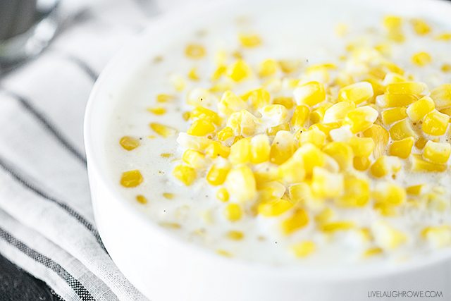 The absolute tastiest Creamed Corn that you can whip up in 10 minutes using your electric pressure cooker! livelaughrowe.com