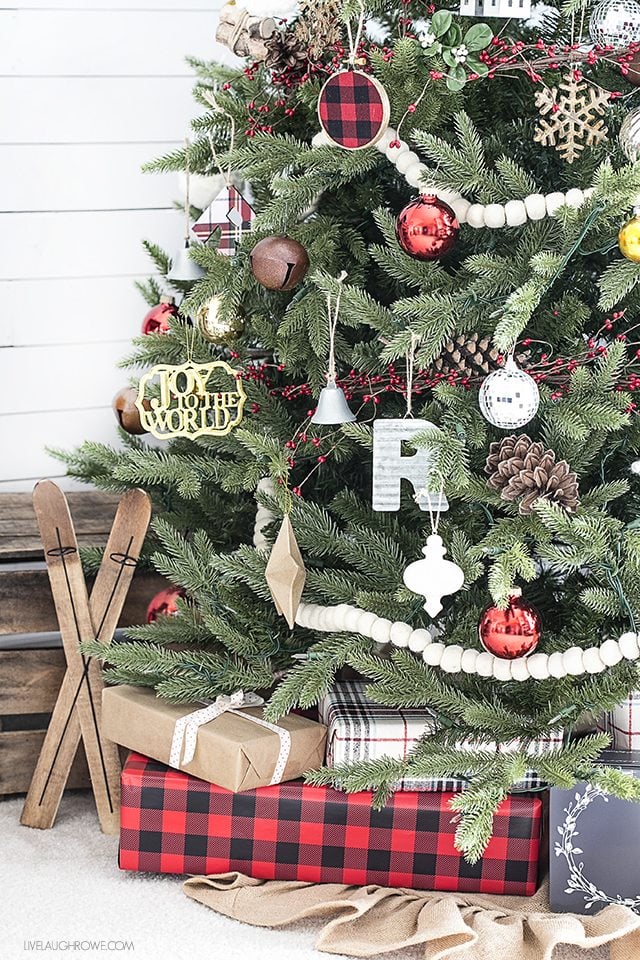 woodland-rustic-christmas-tree-live-laugh-rowe