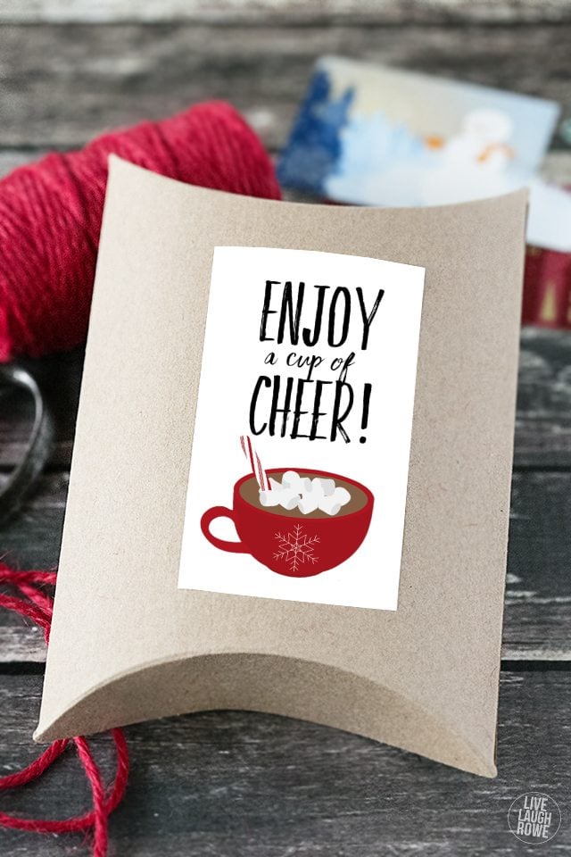 LOVE THIS! Add a coffee shop gift card to a pillow box and add this darling printable as a final touch. Great teacher gift too! livelaughrowe.com
