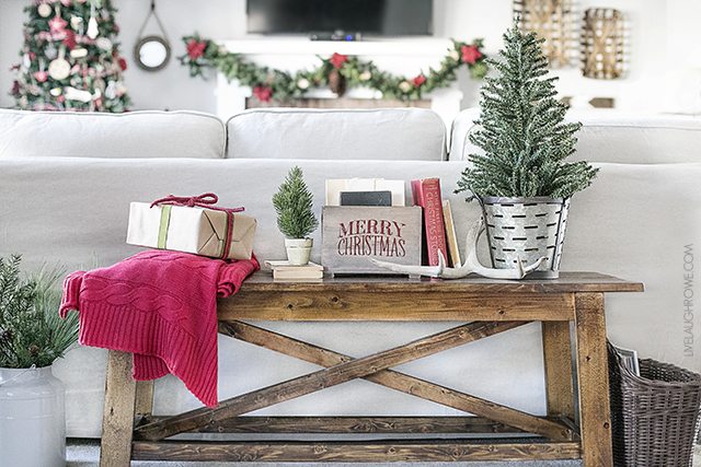 A lovely warm and cozy Christmas living room -- it's the most wonderful time of the year! Stop by for inspiration. livelaughrowe.com