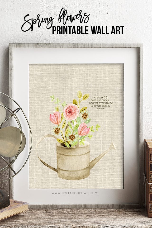 Spring Flowers Printable Wall Art with a worn, rustic feel. livelaughrowe.com