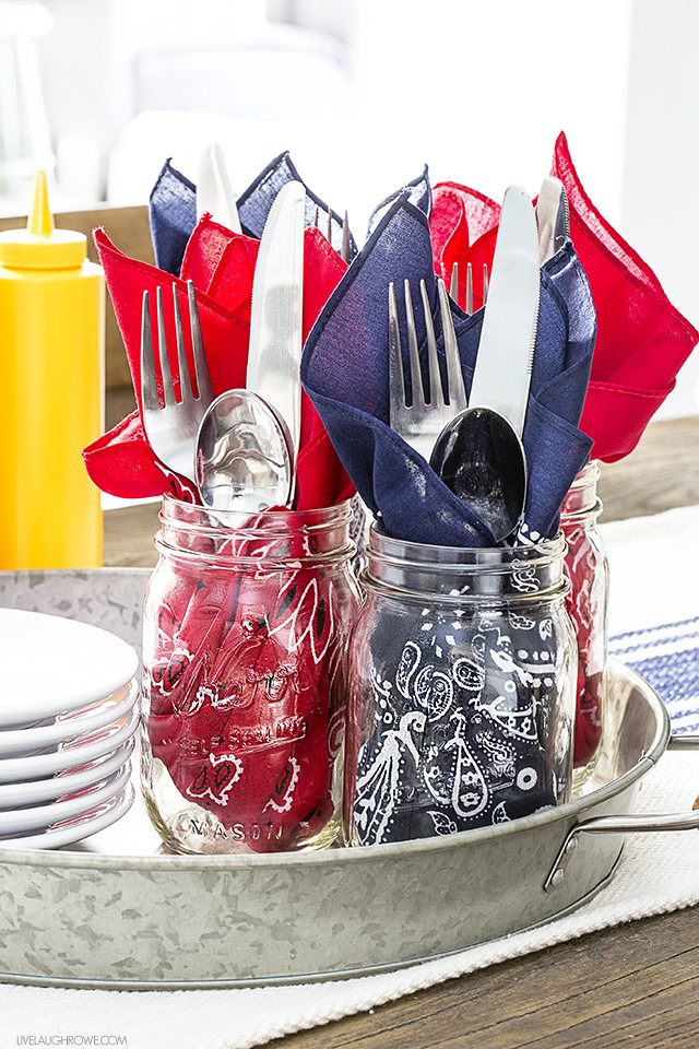 Using patriotic bandanas as napkins is genius -- they can also become a part of your patriotic table decor too! livelaughrowe.com