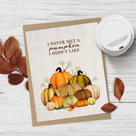 Ahhh. I love fall and this free fall printable is beautiful! "I never met a pumpkin I didn't like." Available at livelaughrowe.com