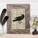Add a simple halloween statement to your fall decor with this vintage inspired halloween crow wall art. Free is always good! livelaughrowe.com