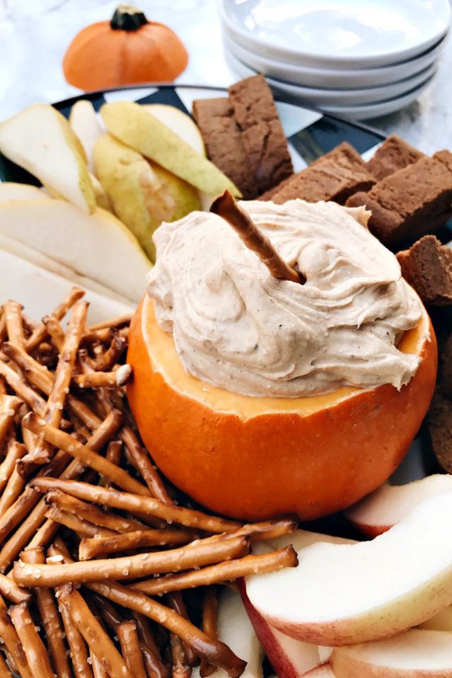 Fall Comfort Food Recipes and more for meal planning and entertaining this season. livelaughrowe.com
