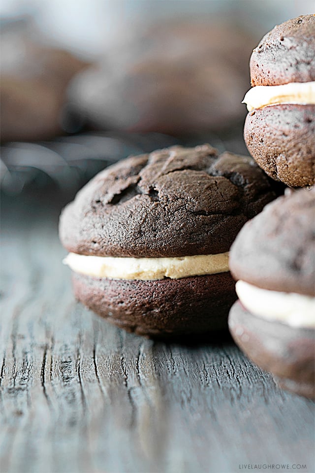Chocolate and Peanut Butter make a yummy combination. This Chocolate Whoopie Pie recipe with salty peanut butter frosting will not disappoint. Recipe at livelaughrowe.com