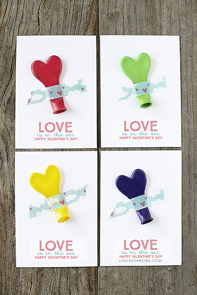 ADORABLE "Love is in the air" printable balloon valentines -- great for class parties and more! Print yours at livelaughrowe.com