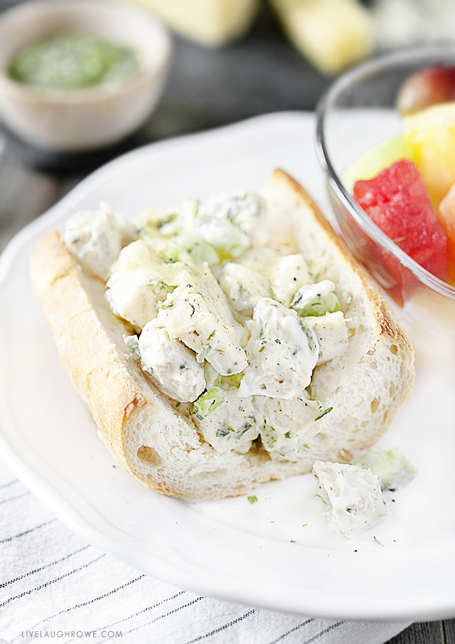 Easy, creamy and cheesy? Yes, please. This WW friendly Chicken Salad Melt Sandwich is on the lighter side without compromising any flavor. Recipe at livelaughrowe.com