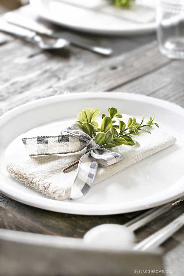 Place Setting with Boxwood Pick