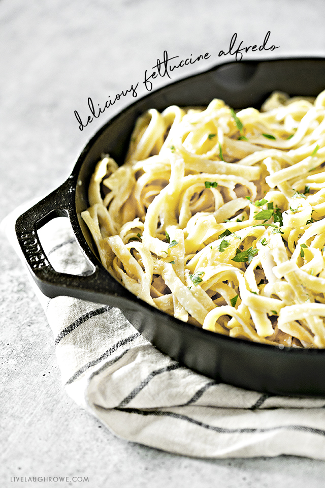 Fettuccine Alfredo