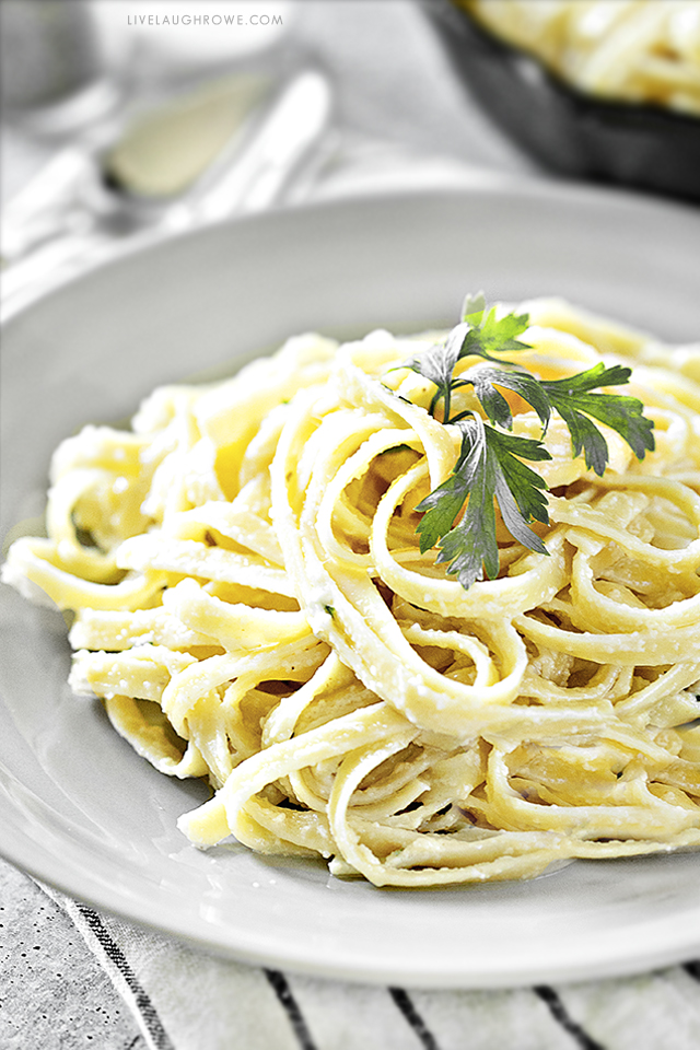 Fettuccine with Homemade Alfredo Sauce Recipe