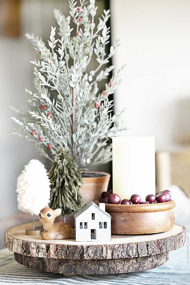 Simple Christmas Table Decor - Live Laugh Rowe