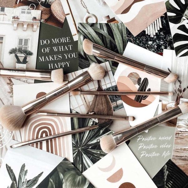 Seint Makeup Brushes on Boho Papers