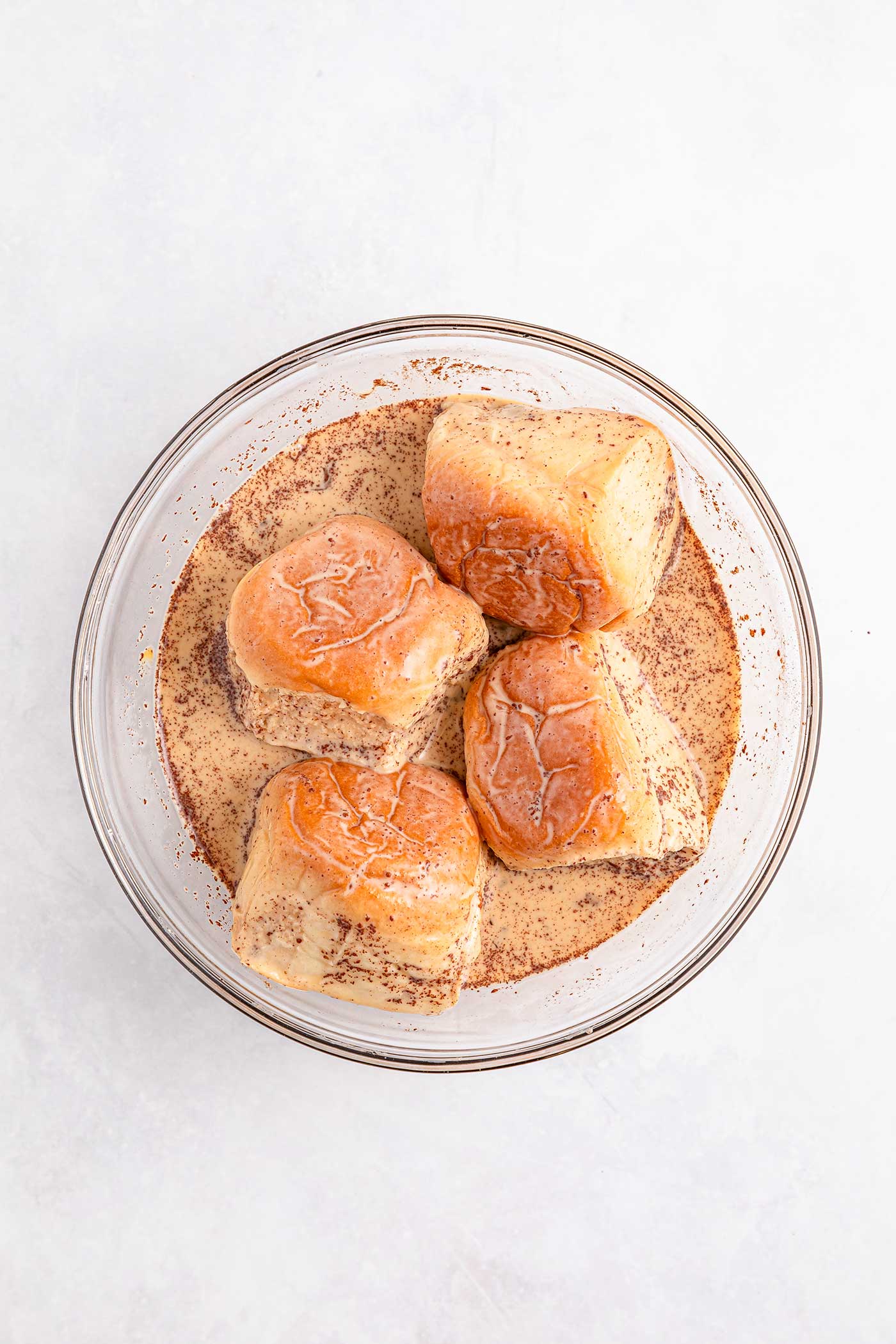 hawaiian rolls in egg mixture